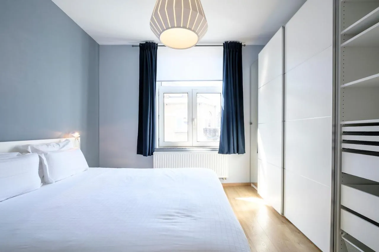 Charmant Appartement 1 Chambre Avec Balcon Proximite Cinquantenaire Bryssel